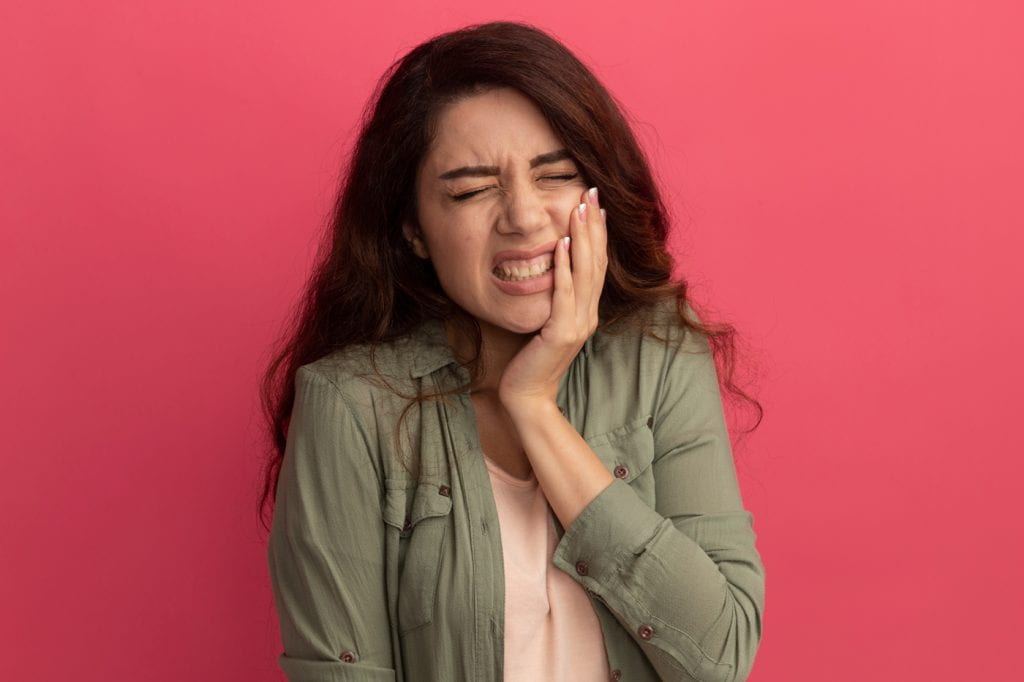 What are the causes and cures of wisdom tooth pain?